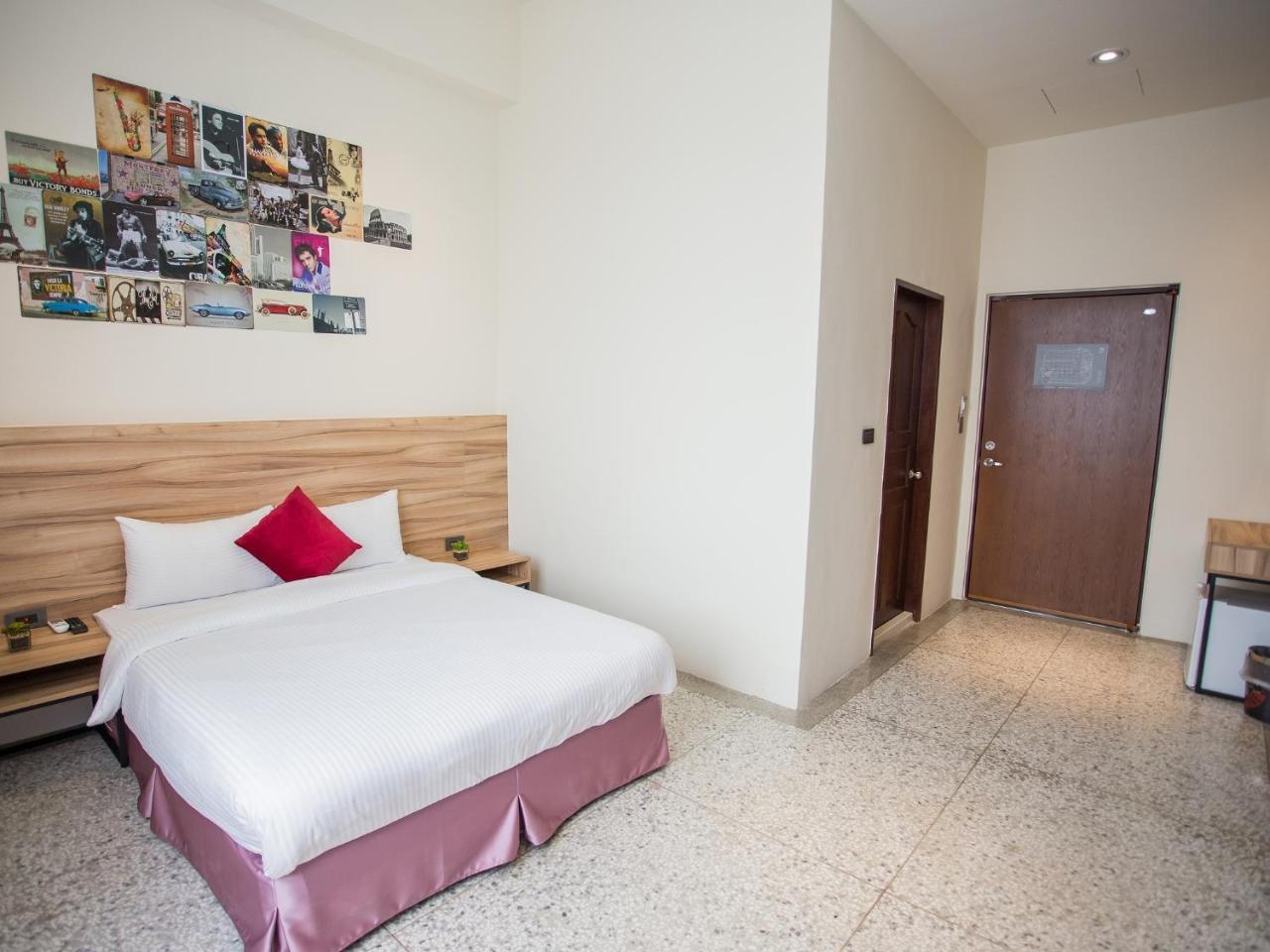 Rainbow Hotel Манонг Екстериор снимка
