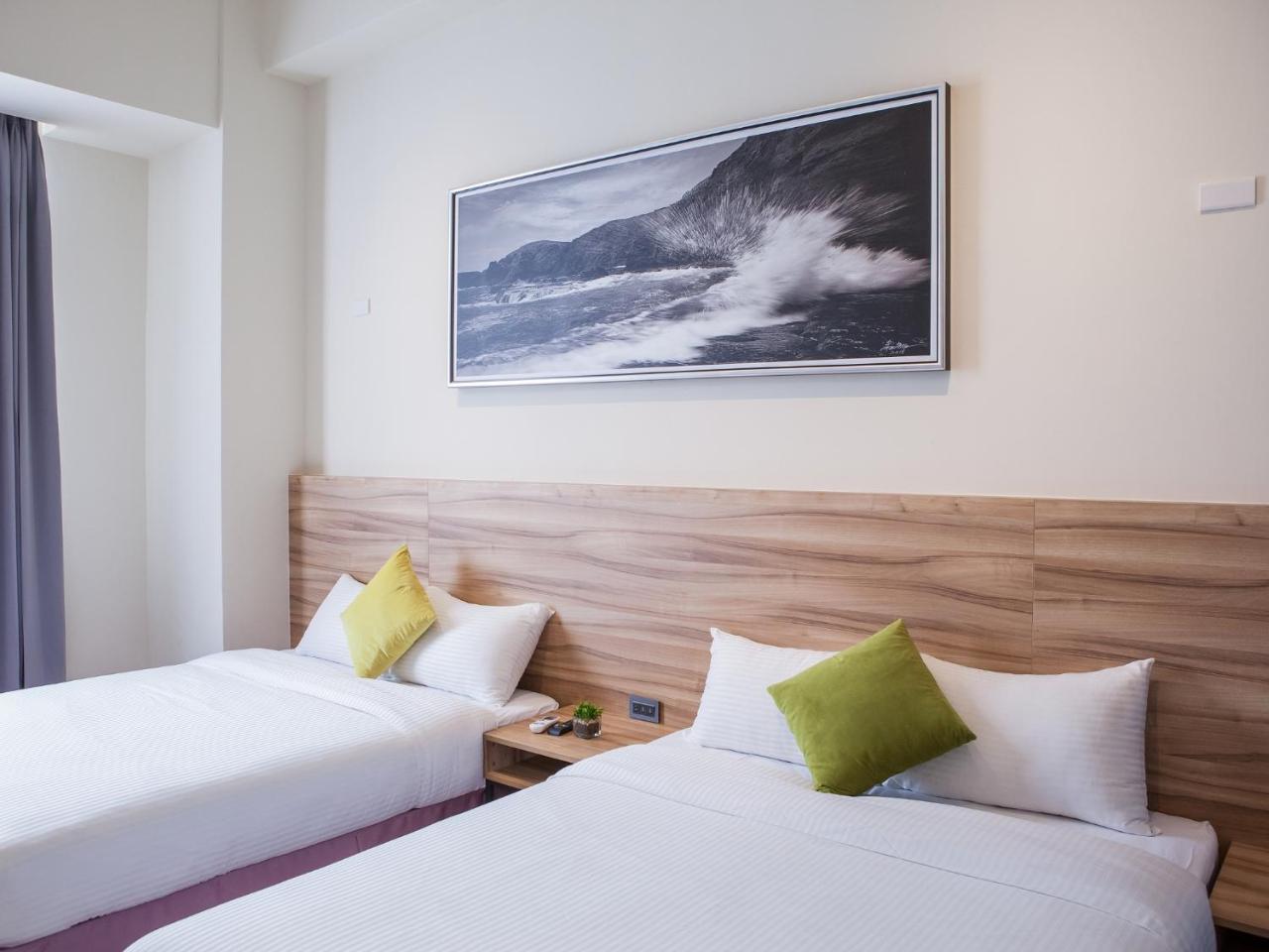 Rainbow Hotel Манонг Екстериор снимка