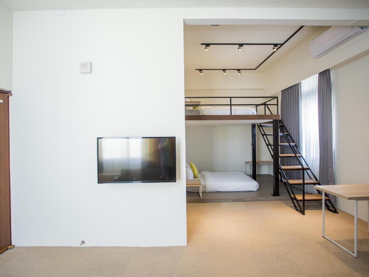 Rainbow Hotel Манонг Екстериор снимка